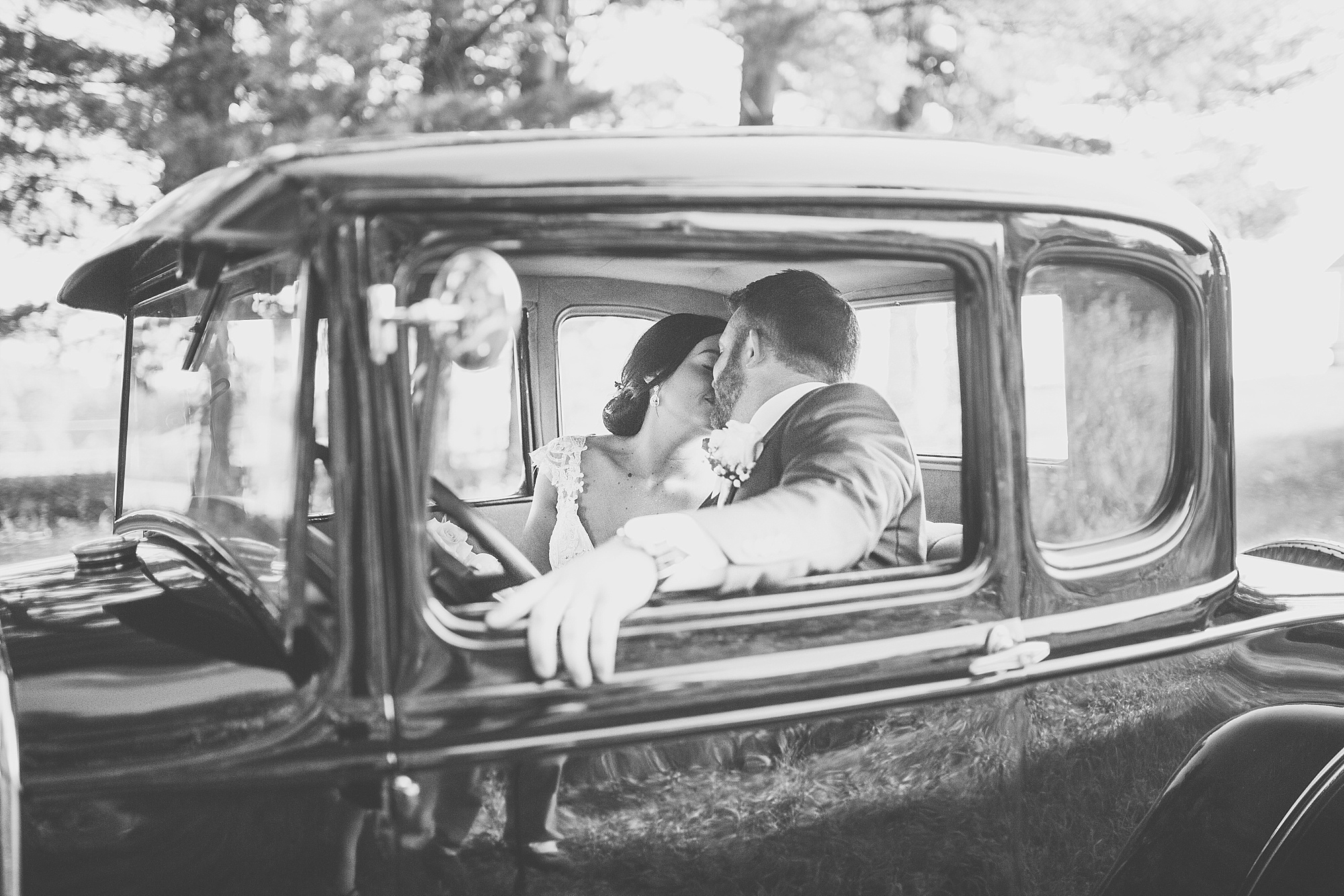 Ann Arbor WEDDING MICHIGAN PHOTOGRAPHER ARBORETUM CAMPUS 
