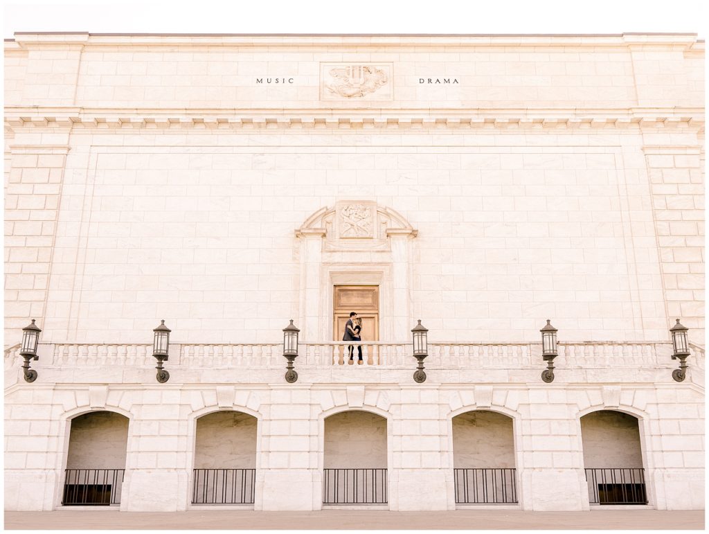 Engagement couple at Detroit Institute of arts